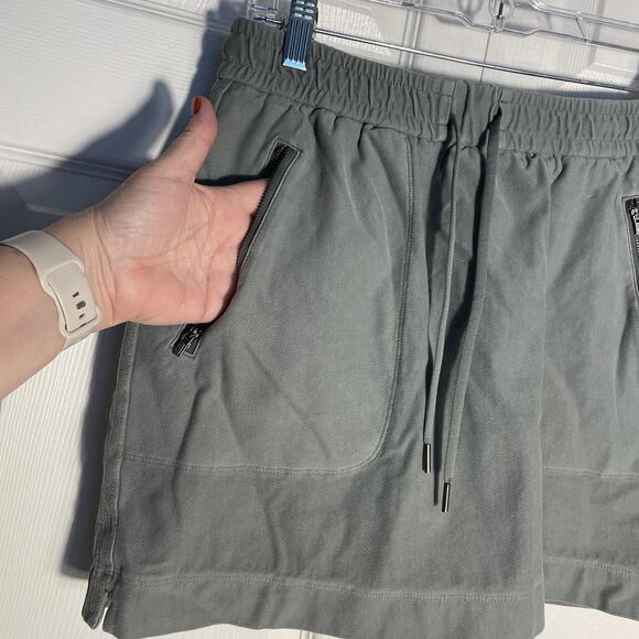 Athleta Skirt Women 8 Green Farallon Utility Mini Athleisure Comfort Stretch - Picture 2 of 9